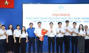 Anh Nguyễn Đăng Khoa làm Chủ tịch Hội Sinh viên TP. HCM