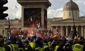 Biểu tình lớn hiếm thấy ở London