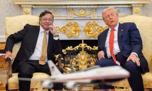 Tổng thống Colombia mang quà đặc biệt đến Nhà Trắng, nhưng Tổng thống Trump không ra đón