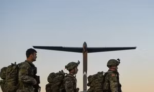 Mỹ có thể điều hàng ngàn lính dù đến Iran