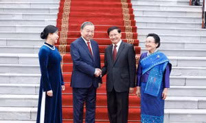 Tổng Bí thư Tô Lâm chủ trì lễ đón Tổng Bí thư, Chủ tịch nước Lào Thongloun Sisoulith