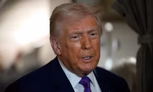 Tổng thống Trump đặt thời hạn tối đa 15 ngày cho Iran, cảnh báo ‘những điều tồi tệ’