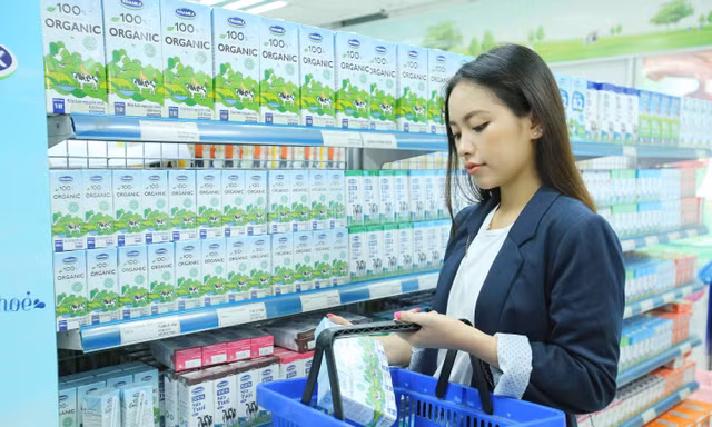 Nhập khẩu sữa ngoại tăng mạnh