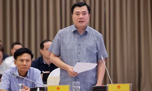 Lắp điện mặt trời mái nhà: 'Không có lý do gì Bộ Công Thương đặt ra thủ tục gây khó dễ'