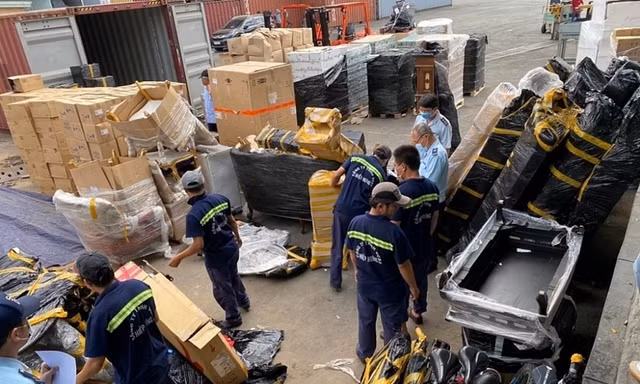 Đề xuất quy định mới ngăn hàng lậu 'đội lốt' vào Việt Nam