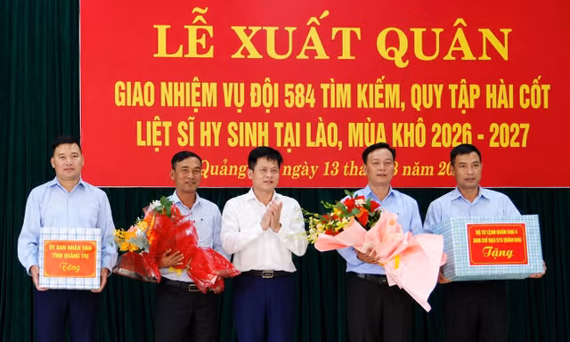 Đội 584 lên đường sang Lào tìm kiếm, quy tập hài cốt liệt sĩ 