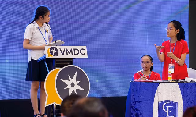 Những 'nhà tranh biện nhí' tỏa sáng