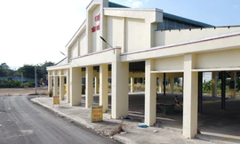 Chợ tiền tỷ bỏ hoang sau hơn 1 năm khánh thành