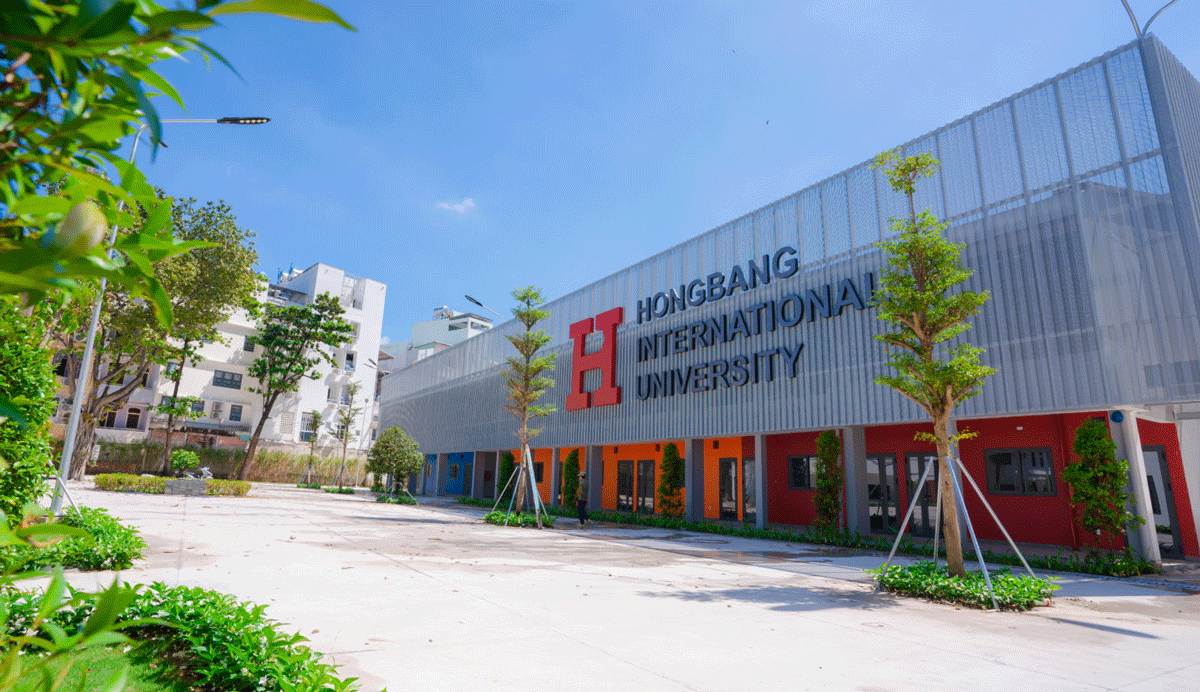 Trường Đại học Quốc tế Hồng Bàng được Tập đoàn Nguyễn Hoàng mua lại năm 2015.
