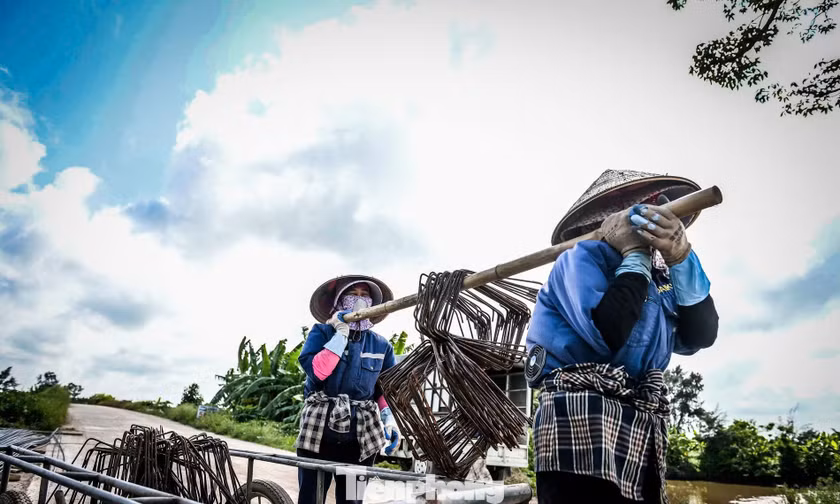 Công nhân hối hả giữa trời nắng đổ lửa tại dự án trọng điểm ở Ninh Bình