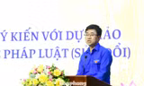 Bạn trẻ vào vai thẩm phán, luật sư tranh tụng tại tòa