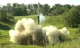 Nga xác nhận tấn công trung tâm tuyển quân, sân bay quân sự của Ukraine