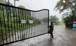 Thái Lan và Campuchia nhất trí rút vũ khí, rà phá bom mìn, mở cửa lại biên giới