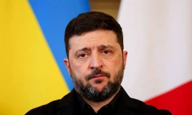 Tổng thống Ukraine từ bỏ tham vọng gia nhập NATO trước thềm đàm phán hòa bình