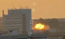 Ukraine tuyên bố nhắm trúng căn cứ không quân Nga