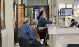 Người cao tuổi ở TPHCM đón tin vui