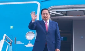 Thủ tướng Phạm Minh Chính lên đường tới Lào