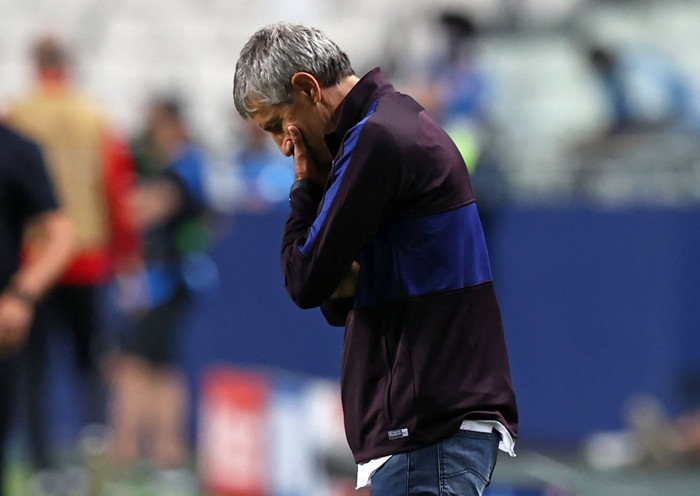 HLV Setien không dám nói về tương lai sau trận thua Bayern