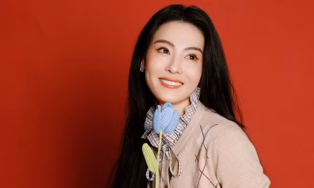 Câu chuyện cuộc đời 'lay động' lòng người của Trương Bá Chi