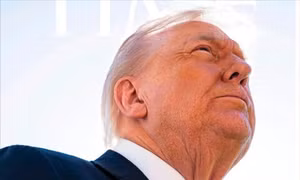 Bức ảnh tệ nhất của ông Trump