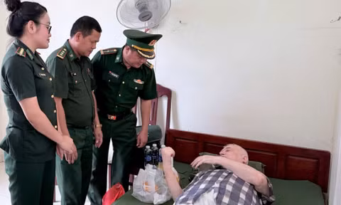 Được cấp cứu kịp thời khi vừa nhập cảnh, du khách Mỹ xúc động muốn hiến tạng cho Việt Nam 