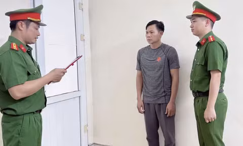 Tạm giữ hình sự kẻ hành hung thiếu niên 16 tuổi tại phòng gym Ninh Bình