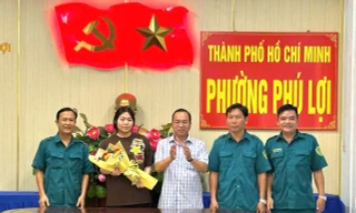 Một phường ở TPHCM có nhiều cử nhân trẻ tình nguyện nhập ngũ