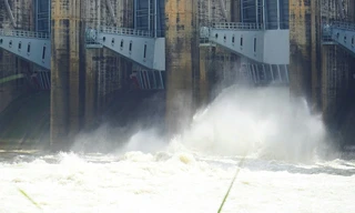 Hồ thủy điện lớn nhất miền Nam xả lũ tăng gấp 3 lần, cảnh báo ngập úng