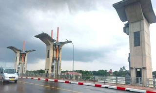 Tận thấy hệ thống tự động ngăn triều, chống ngập phía Bắc TPHCM 