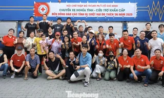 Từ cậu bé nghèo thành KOL mê làm việc thiện