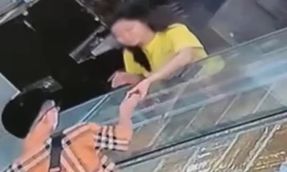 Đã bắt được hai đối tượng cướp giật tài sản ở tiệm vàng TPHCM