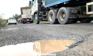 TPHCM chỉ đạo khẩn trương khắc phục đường tài xế chỉ dám chạy 20km/h