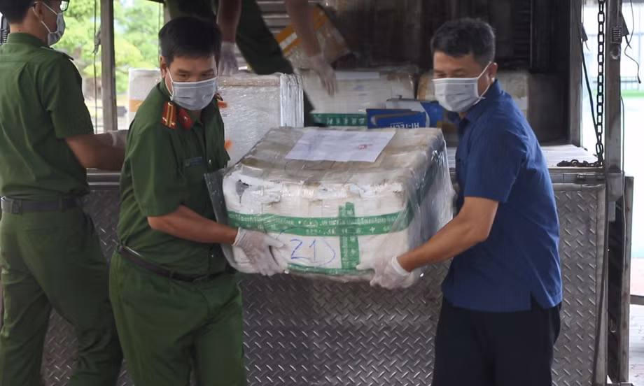 Công an TPHCM bắt 35 đối tượng trong đường dây vận chuyển, mua bán Xyanua đặc biệt lớn
