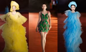Hoa hậu Tiểu Vy làm vedette trong show diễn thời trang tại Cảng du lịch sông Hàn