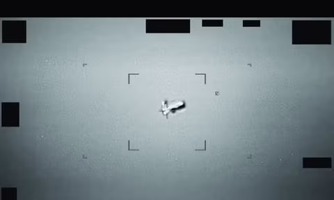 Lầu Năm Góc công bố loạt tài liệu về UFO