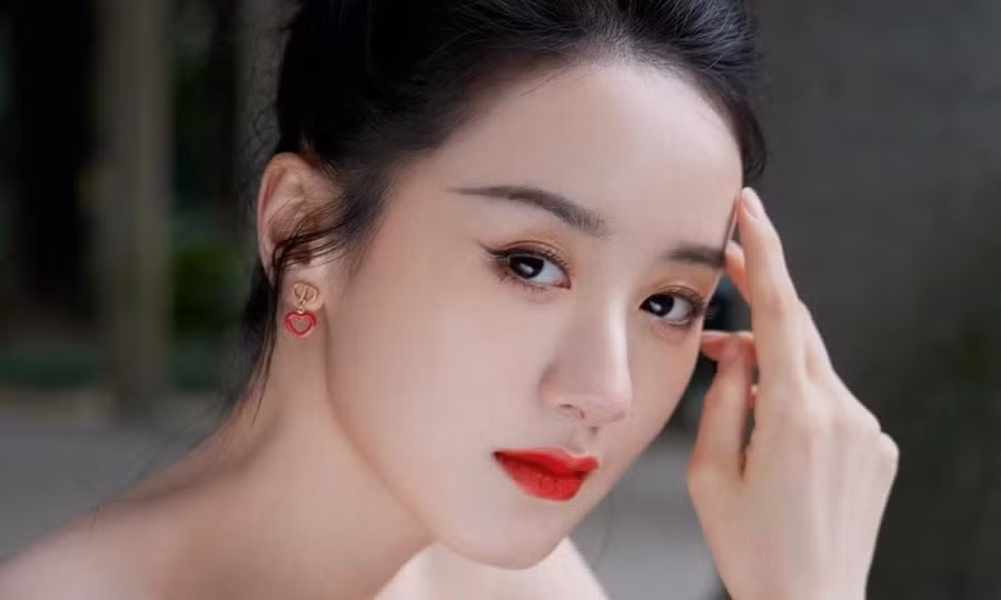 Một mỹ nhân bị phong sát tại Trung Quốc bất ngờ có màn trở lại tại Việt Nam