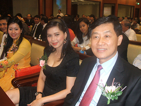 Điều bất ngờ về bố chồng Tăng Thanh Hà