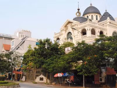 Bản sắc là bản sắc nào?