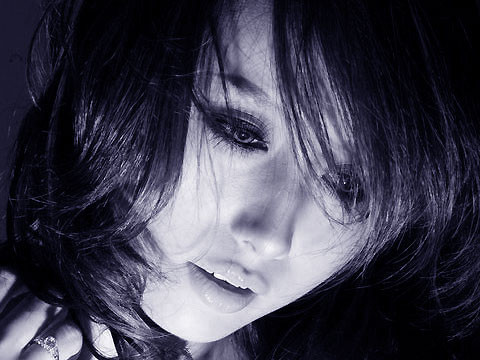 Trà My Angel: Đẹp, gợi cảm nhưng vẫn cô đơn