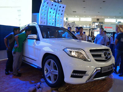 Gần 2 tỷ đồng để có GLK mới của Mercedes
