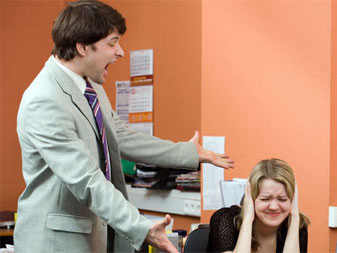 10 dấu hiệu bạn đang khiến đồng nghiệp 'phát ốm'