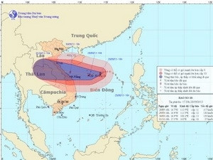 Bão số 10 di chuyển theo hướng Tây và mạnh thêm