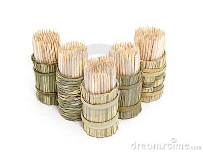 Nuốt phải tăm có thể gây hậu quả nghiêm trọng