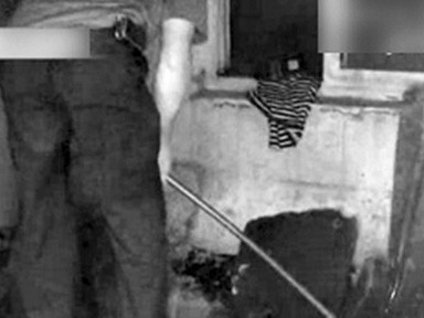 Mẹ mất con vì đẻ rơi xuống bệ xí lúc đi vệ sinh