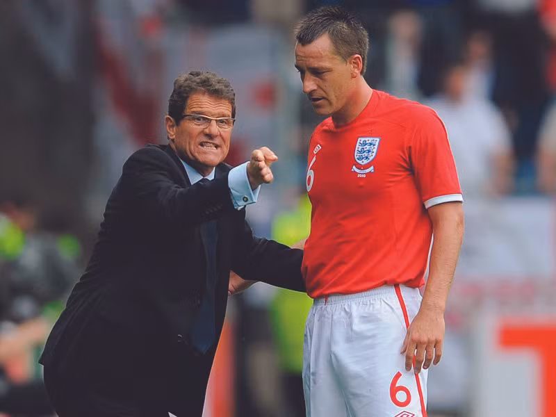 HLV Capello quyết tâm bảo vệ Terry trước thềm Euro 2012 Ảnh: Getty Images