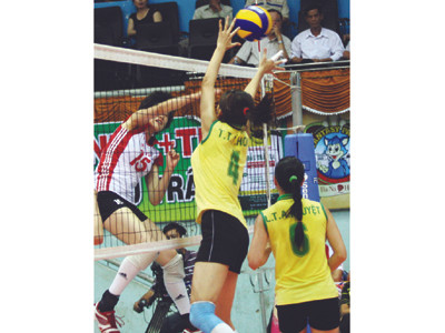 Hai nẻo bóng chuyền