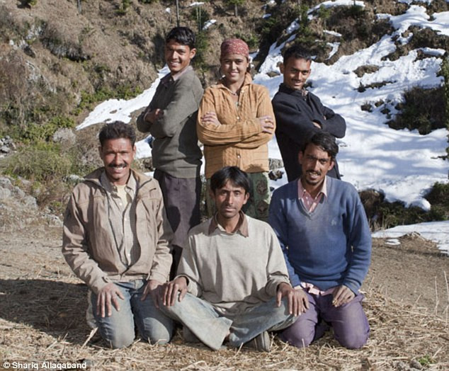 Lấy 5 anh em ruột làm chồng