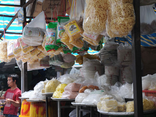 Bún, bánh ướt đủ loại phụ gia độc hại