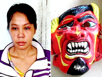 Nữ quái đeo mặt nạ ác quỷ đi cướp