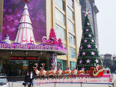 Hà Nội rực rỡ hình ảnh đón Giáng sinh